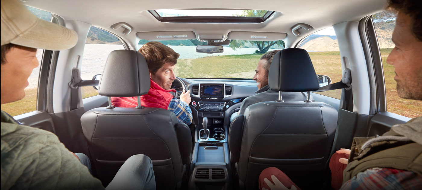 2018 Honda Ridgeline Sport Interior Seating and Dash